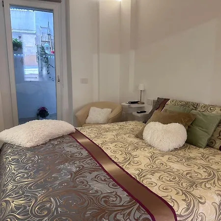 Holiday home Eterea Casa Brindisi